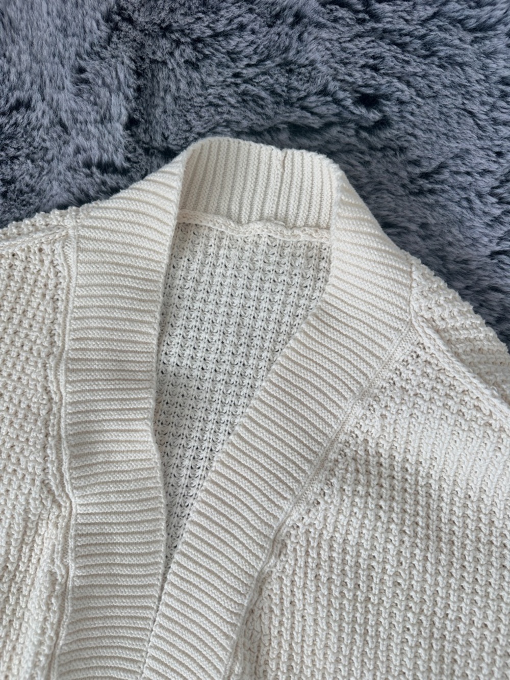 Chunky Cream Open-Front Women's Sweater Cardigan - Picture 5 of 7